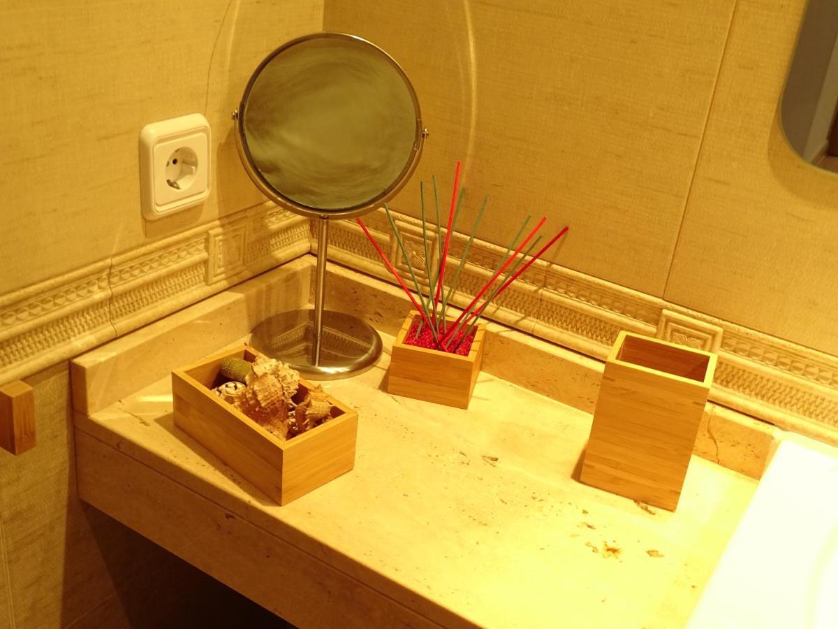 Apartamento Piscina Viena Roses Ngoại thất bức ảnh