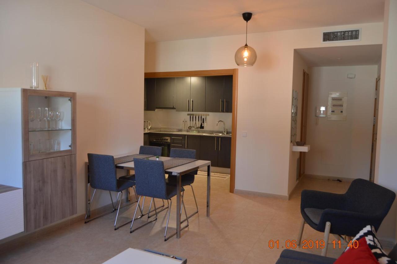 Apartamento Piscina Viena Roses Ngoại thất bức ảnh